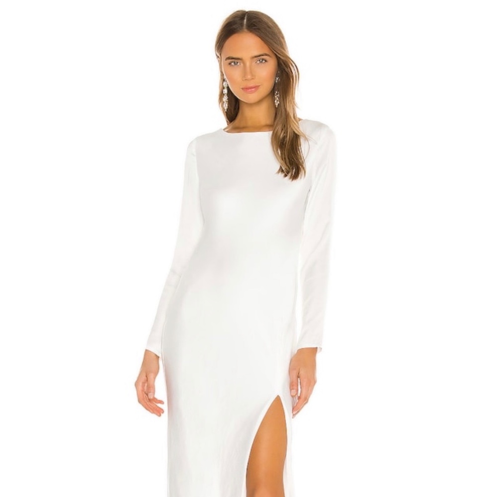 White maxi dress